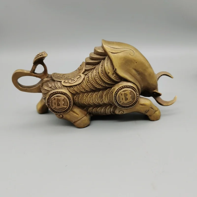 

Collection Chinese Exquisite Brass Carved Bull Sculpture Feng Shui Statue Iiving Room Decoration Home Gift