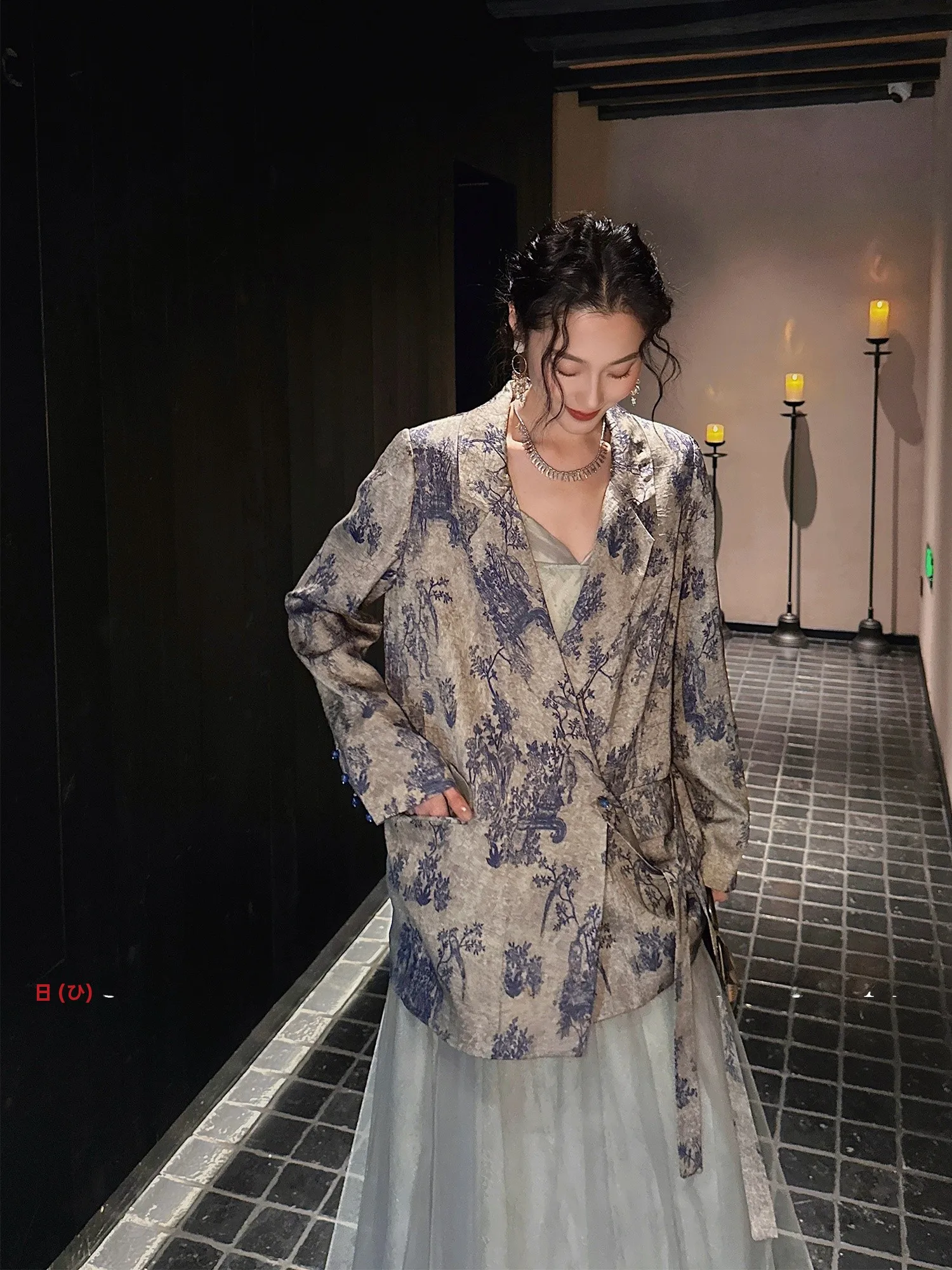 

Sanji Bla Flower Cloud Elegance Women's Suit Jaet 2026 New Sle Silk Cotton Modal Emed ape High-End Faion