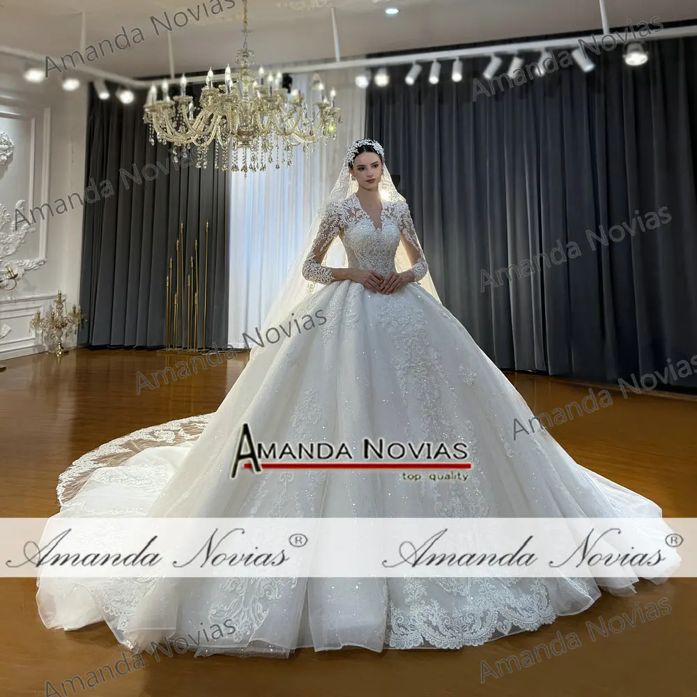 فستان زفاف دانتيل NS5035 Amanda Novias مخصص 2026 عرض ساخن بأكمام طويلة #3