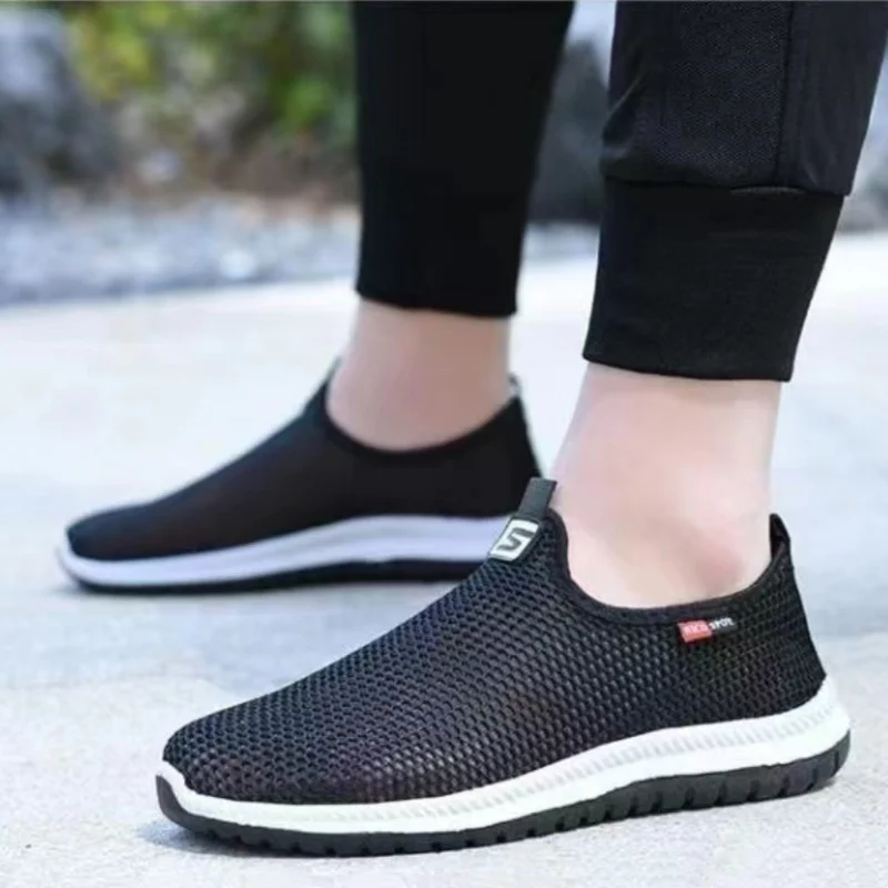 Summer Ultra Breathable Men Casual Shoes Lightweight Mesh Hollow Men Driving Shoes Men Walking Sport Shoes Lazy Shoes Sneakers