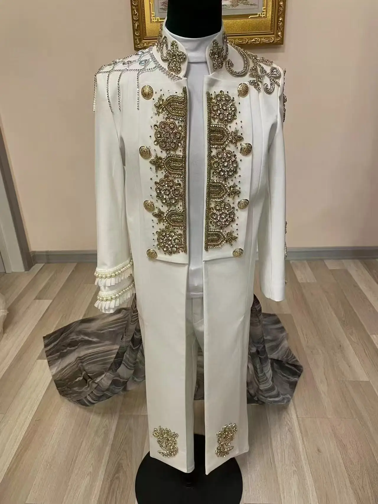 

Элитный роскошный индийский шелковый пиджак ручной работы для выступлений, сценический костюм для певцов и ведущих, унисекс, стильный модный пиджак для выступлений