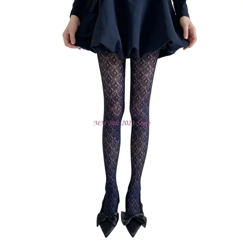 49me نساء قابلة للتنفس نايلون جوارب الدانتيل جوفاء الهندسة النمط الجوارب الداخلية للملابس غير الرسمية أو الحفلات