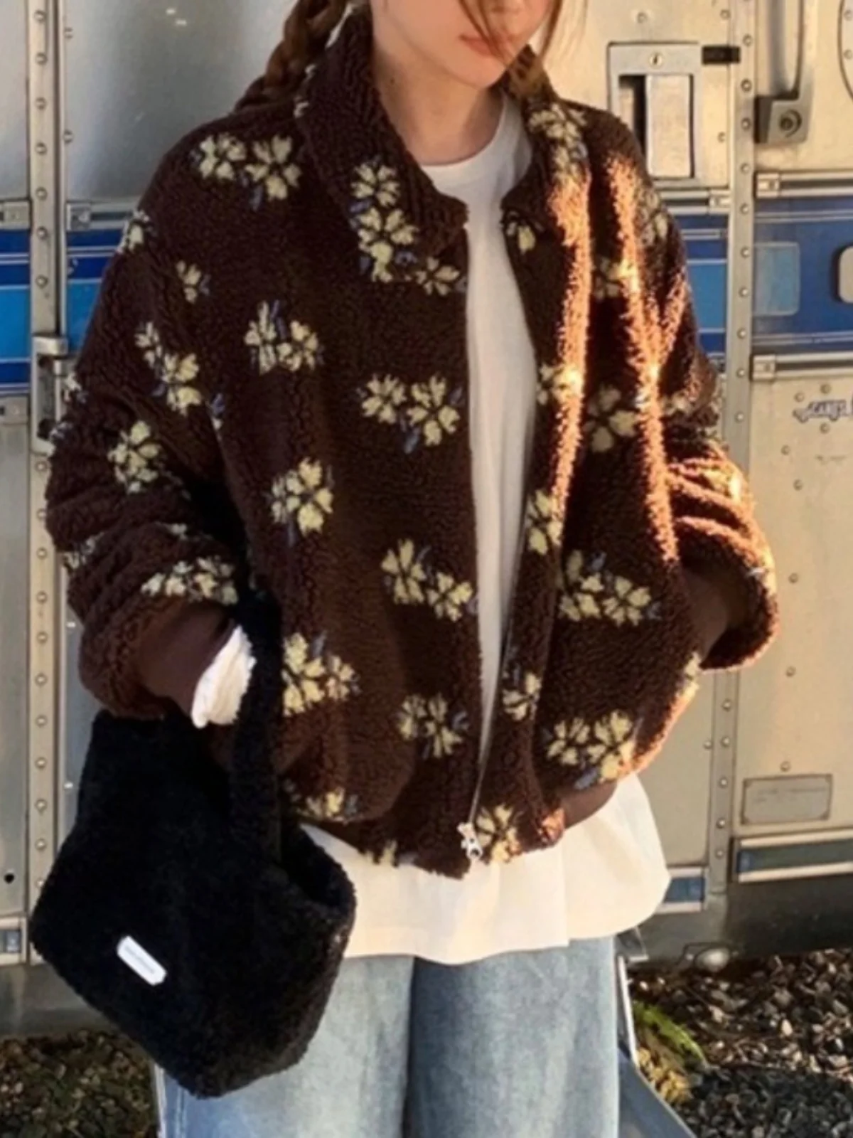 

Winter Lamb Velvet Cotton Jaet Women's Korean Sle Vintage Flower Embroidery Loose Versatile Warm Long Sve Cotton Coat