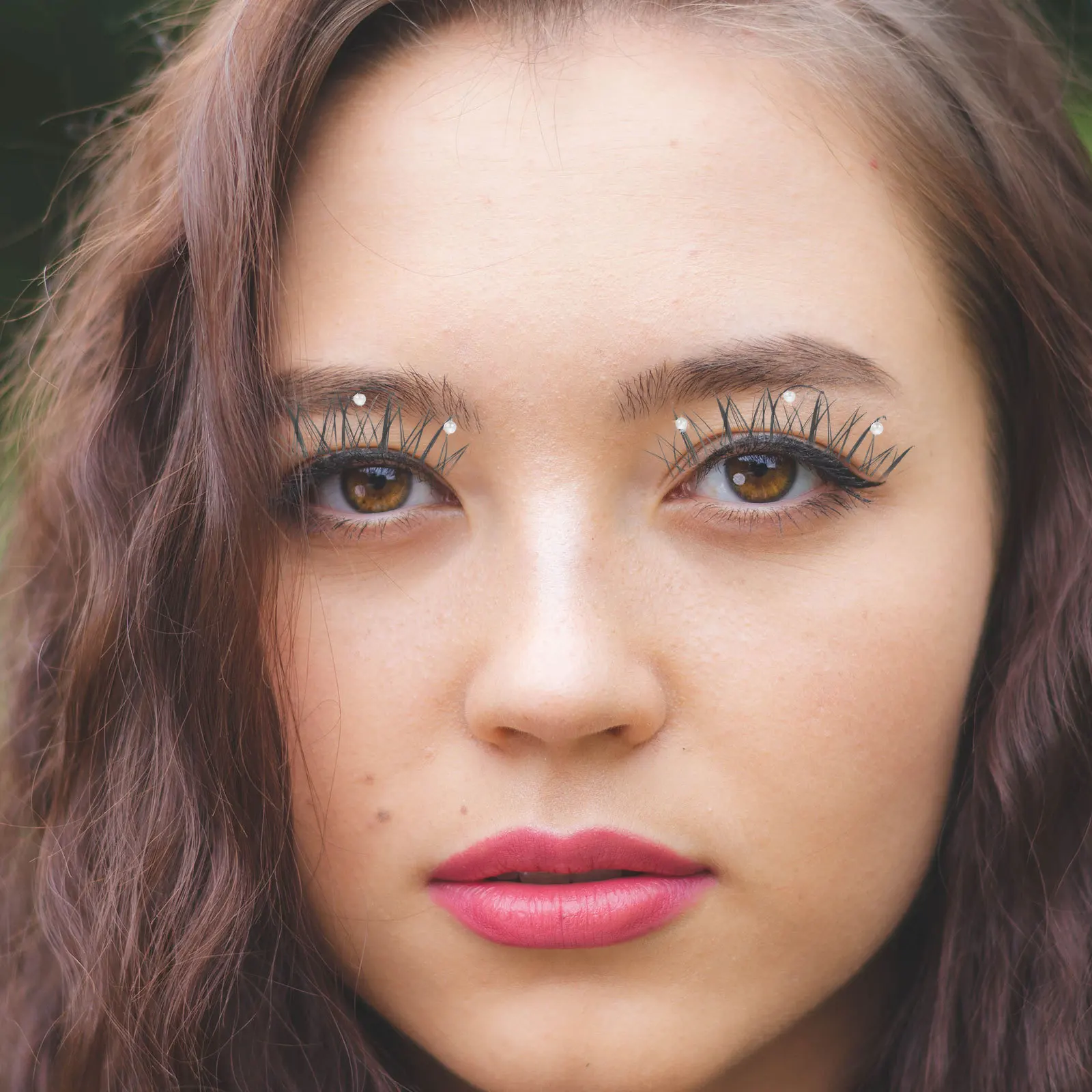 

Pearl Faux Manga Eyelashes Natural Curly Fake Lashes for Cosplay Stage Parties Dramatic Sparkly Lashes Faux Eyelashes