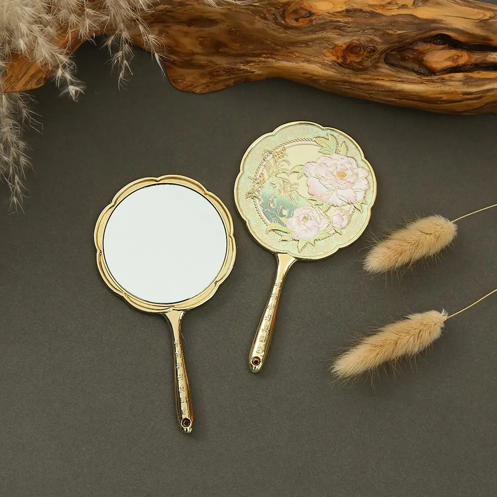 Specchio portatile in metallo stile cinese vintage alla moda Specchio cosmetico peonia portatile Specchio da viaggio delicato fiore dolce