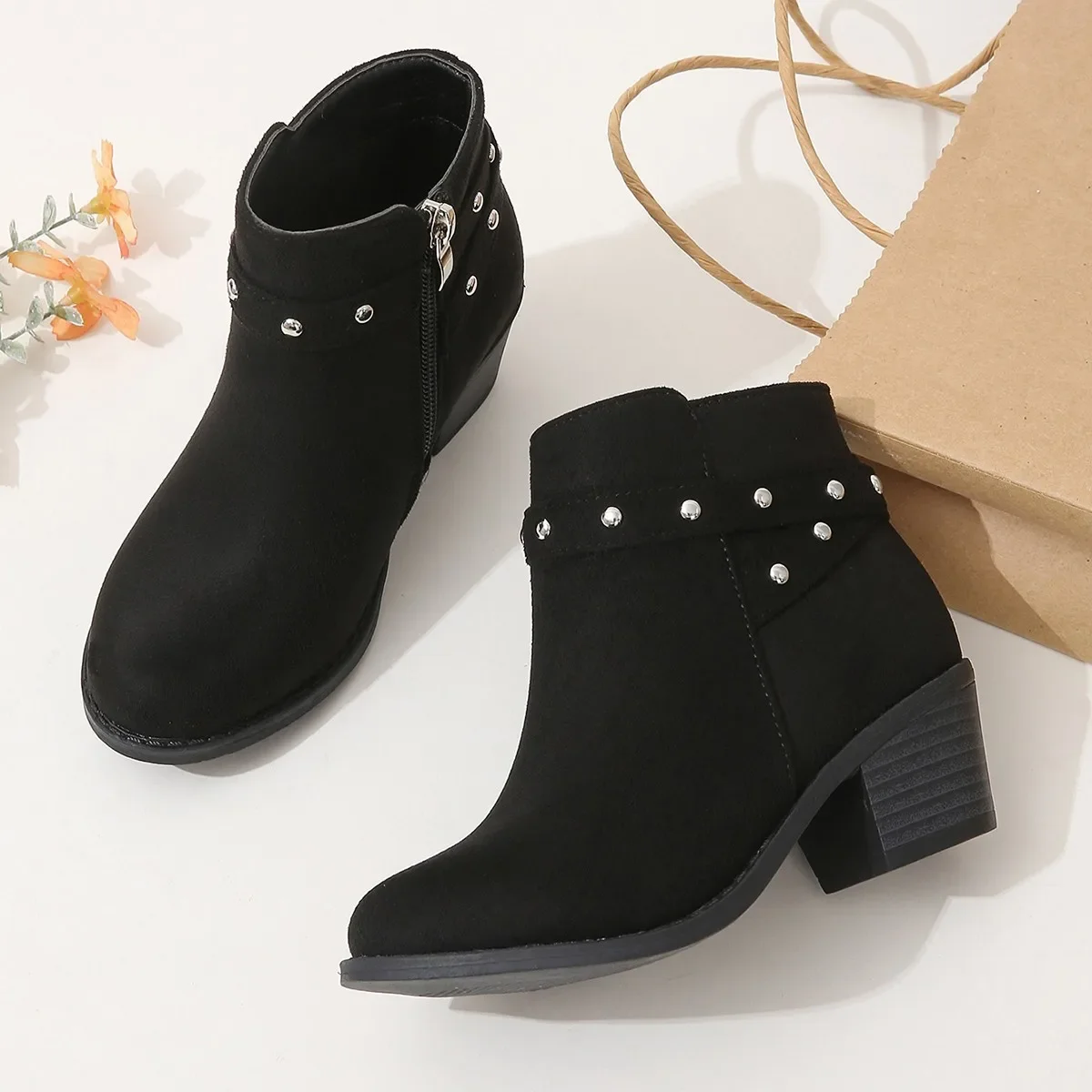 2024 Spring New European and American Girls\' Short Boot Rivets Chic Simple Fashion Kids Versatile Soft Breatheable Kids Boots PU