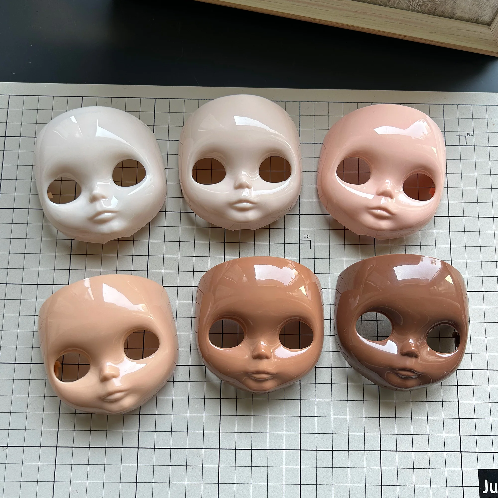 

Vbl Blyth Unpainted Faceplates (Front & Rear) + Screws, DIY Doll Accessories