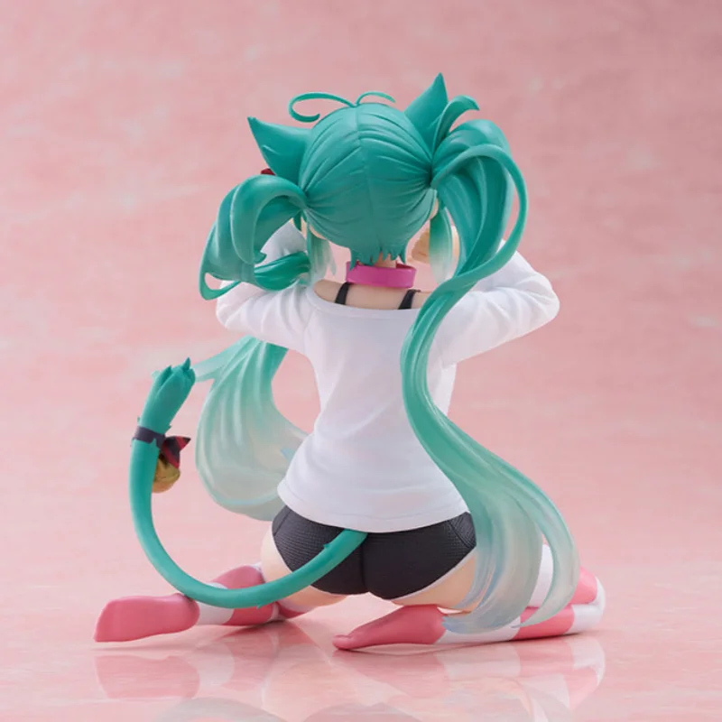 TAiTO Original 13Cm Desktop Cute Hatsune Miku Action Figure Toys For Kids Gift Collectible Model Ornaments