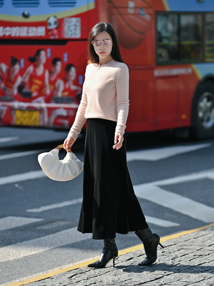 

Autumn 2025 New Sle Velvet Asymmetrical Original High-End Midi Fi Tail Skirt Ele Polyester Spandex Blend A-Line Skirt