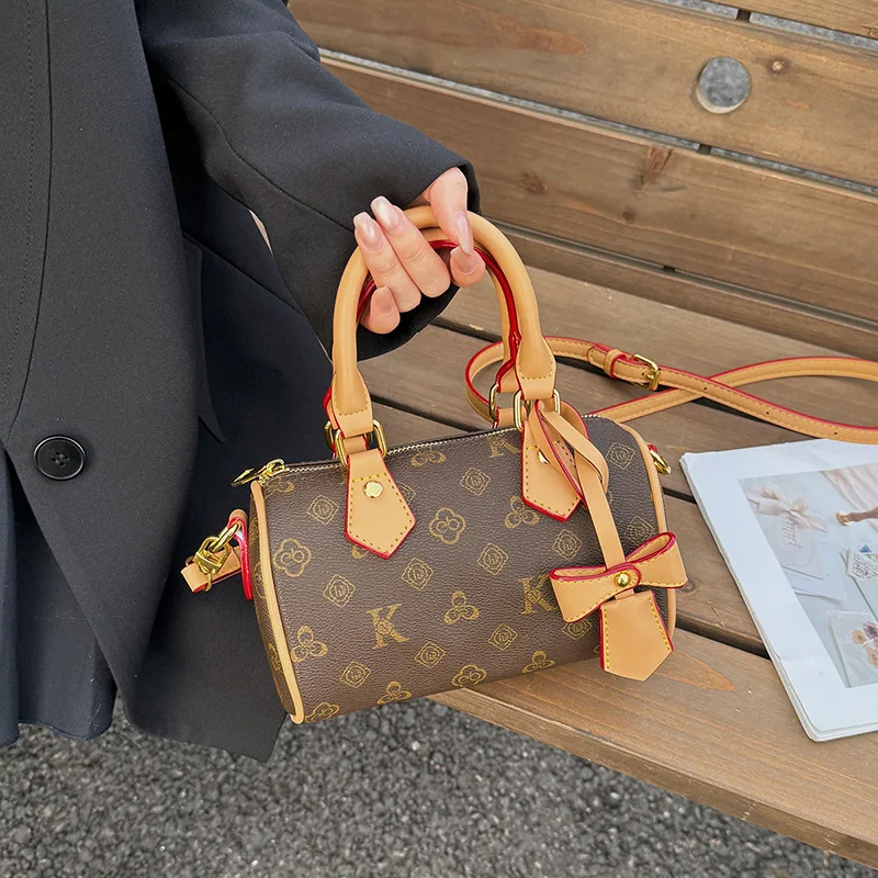 

2025 New Monogram Shoulder Bag for Women Luxury Crossbody Purse with Top Handle, Minimalist Day to Night Bag for Daily Use