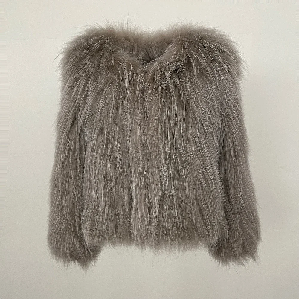 سترة نسائية جديدة لخريف وشتاء 2025 من الفرو الدافئ للتنقل اليومي على الوجهين سترة سميكة منسوجة من الفرو الطبيعي من فراء الراكون