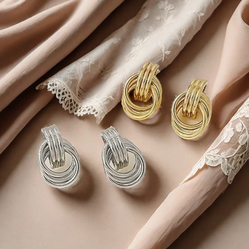 

Fashion Metal Multilayer Geometric Earrings Jewelry Party Gifts Vintage Gold Color Circle Knot Stud Earrings For Woman