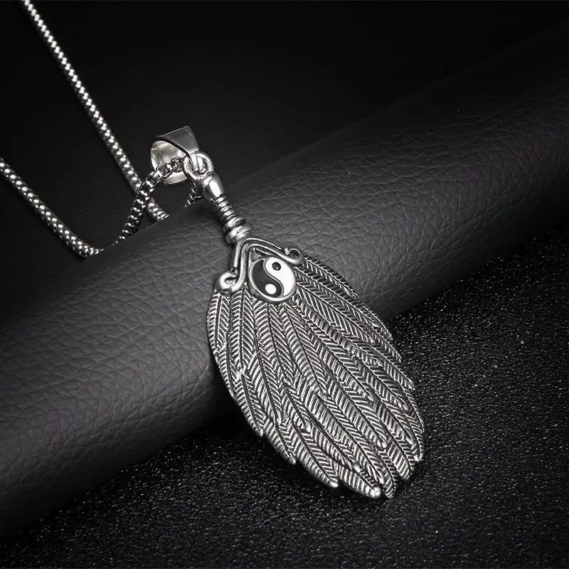 Titanium Colorfast Necklace Male Personality Retro Tai Chi Gossip Feather Pendants Couples Individuality Hanging Handicrafts