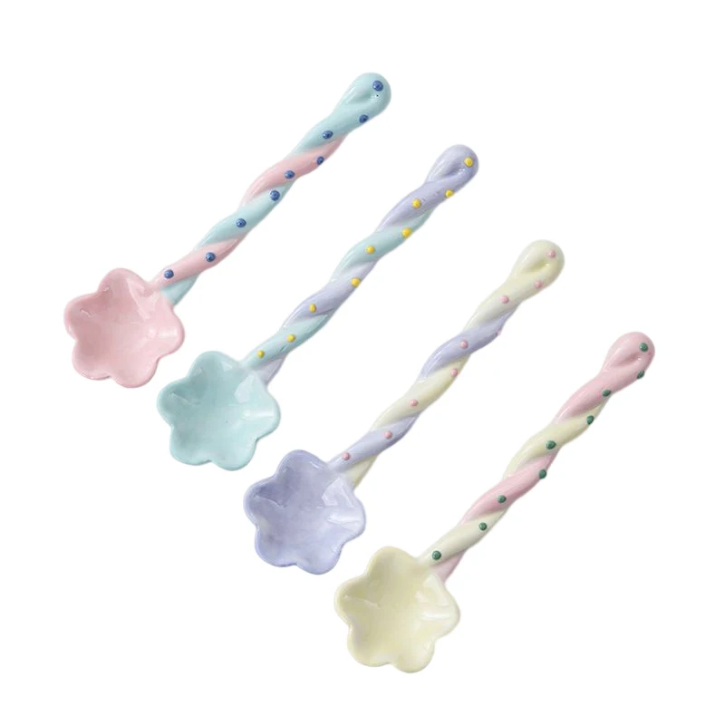 1Pc Ceramic Long Handle Spoon Cute Ice Cream Hand Painted Dessert with Kitchen Tableware Accessories