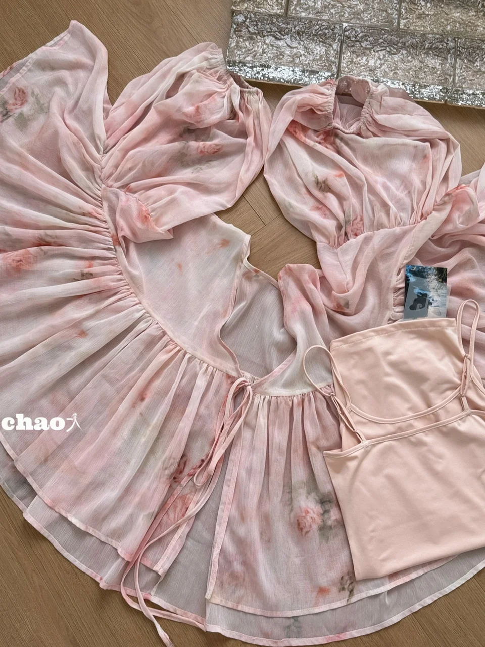 Pure Desire Aosphere Sciolto Lungo Sve Chiffon Cover up Dr Set con Canotta con Cintura Gonna Aderente Ensemble per Donna