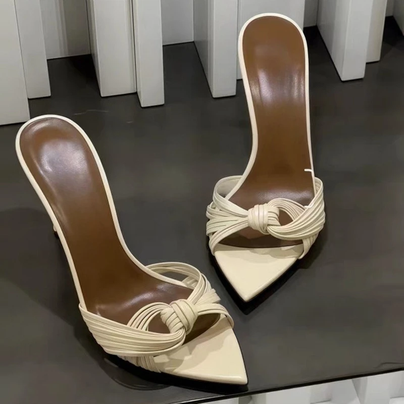 Sommerliche neue spitze High-Heels mit schmalen Absätzen für Damen, sexy, schmale, gewebte Riemen, coole Pantoletten für Damen