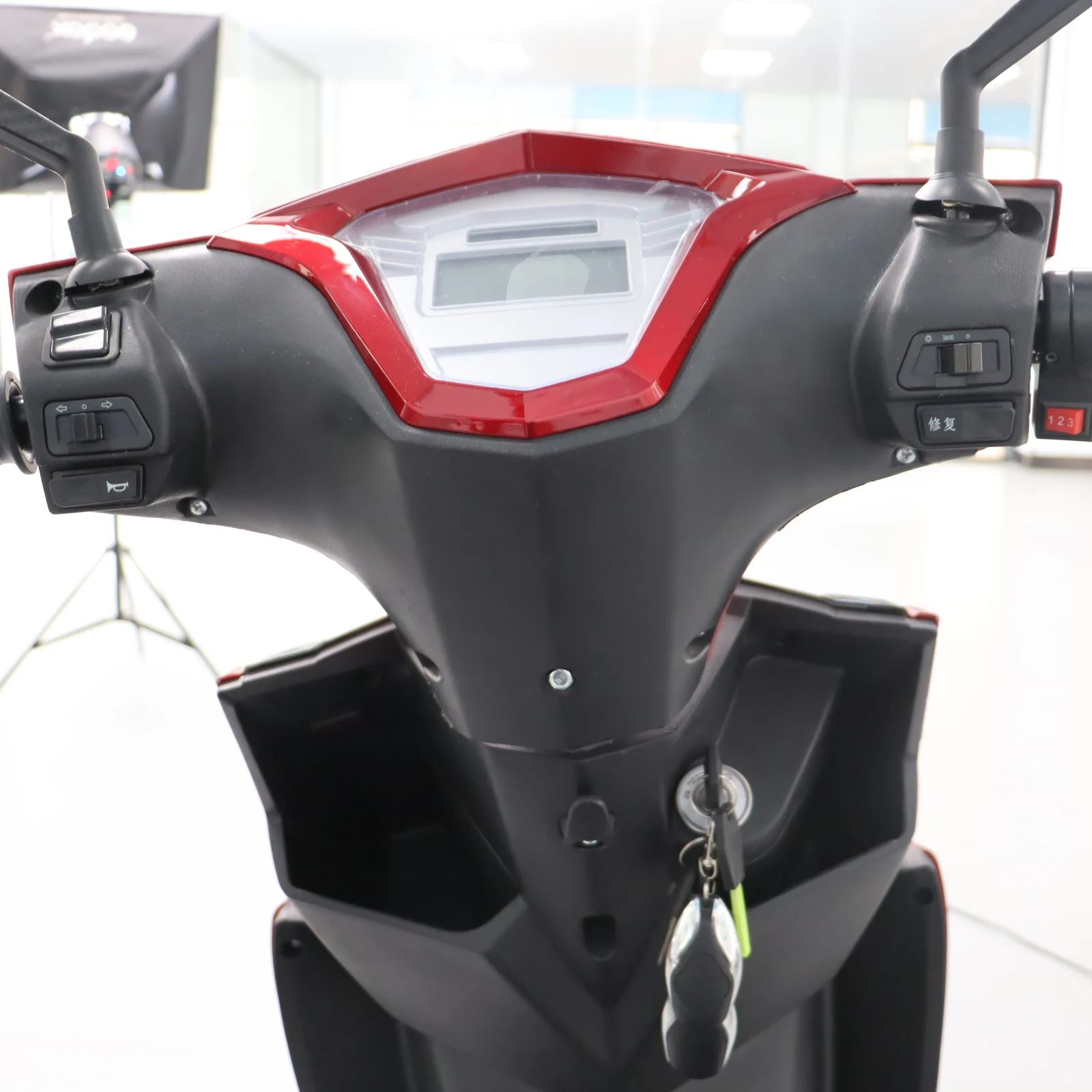 Half-discount Sale in Stock High Power Electric Motorcycle BLDC 1000W 60V 72V 20Ah Fast Cheap Electric Scooter