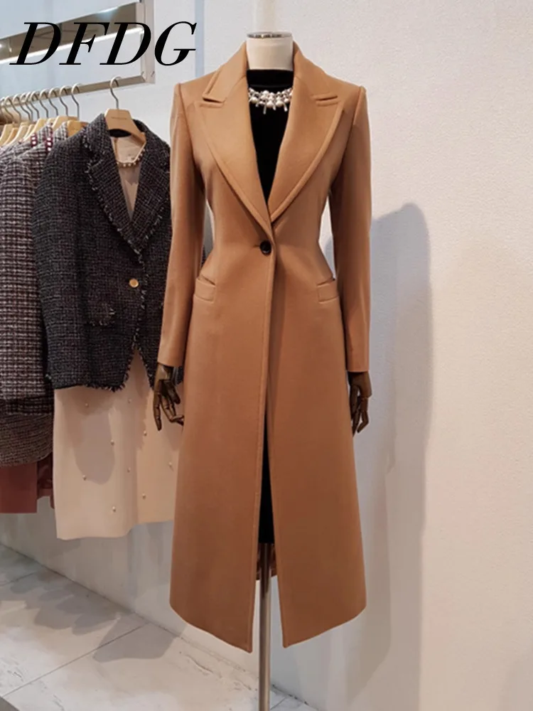 

DFDG 2025 Winter Women’s Designer Wool Blend Coat Slim Fit Double Breasted Notch Lapel Elegant Long Sleeve Formal Work Coat