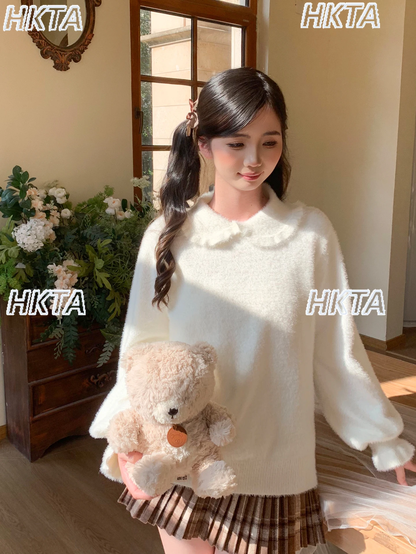 

Lolita Inside Imitation Mink Autumn New Cute Doll Collar White Bottoming Top Pullover Women Bubble Long Sleeved Knitted Sweater