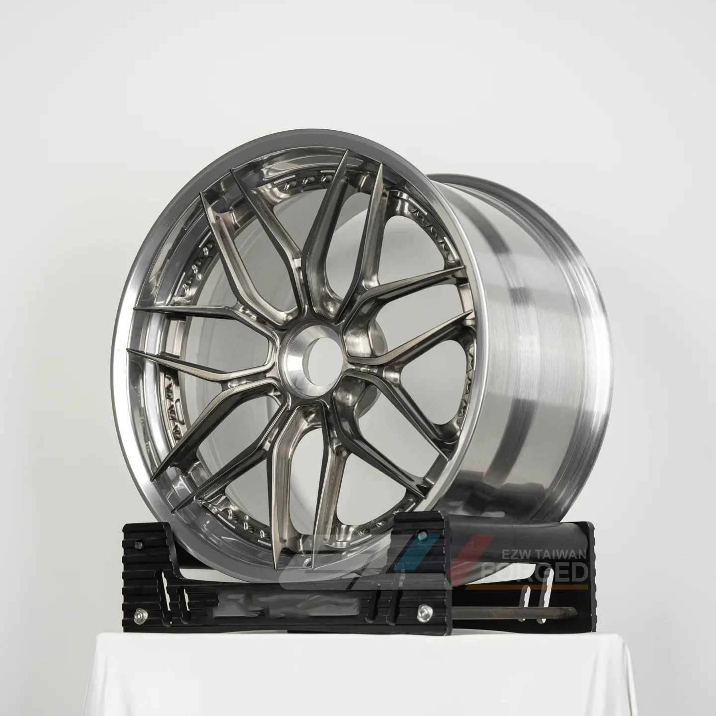 ForNew 2-Piece Passenger Car Aluminum Alloy Forged Wheels 20x10 22x12 24x14 26x16 5x114.3 8x170 Silver Polish Brush Chrome PVD