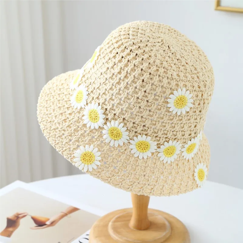 Flower knitted hat sweet and versatile fisherman shade