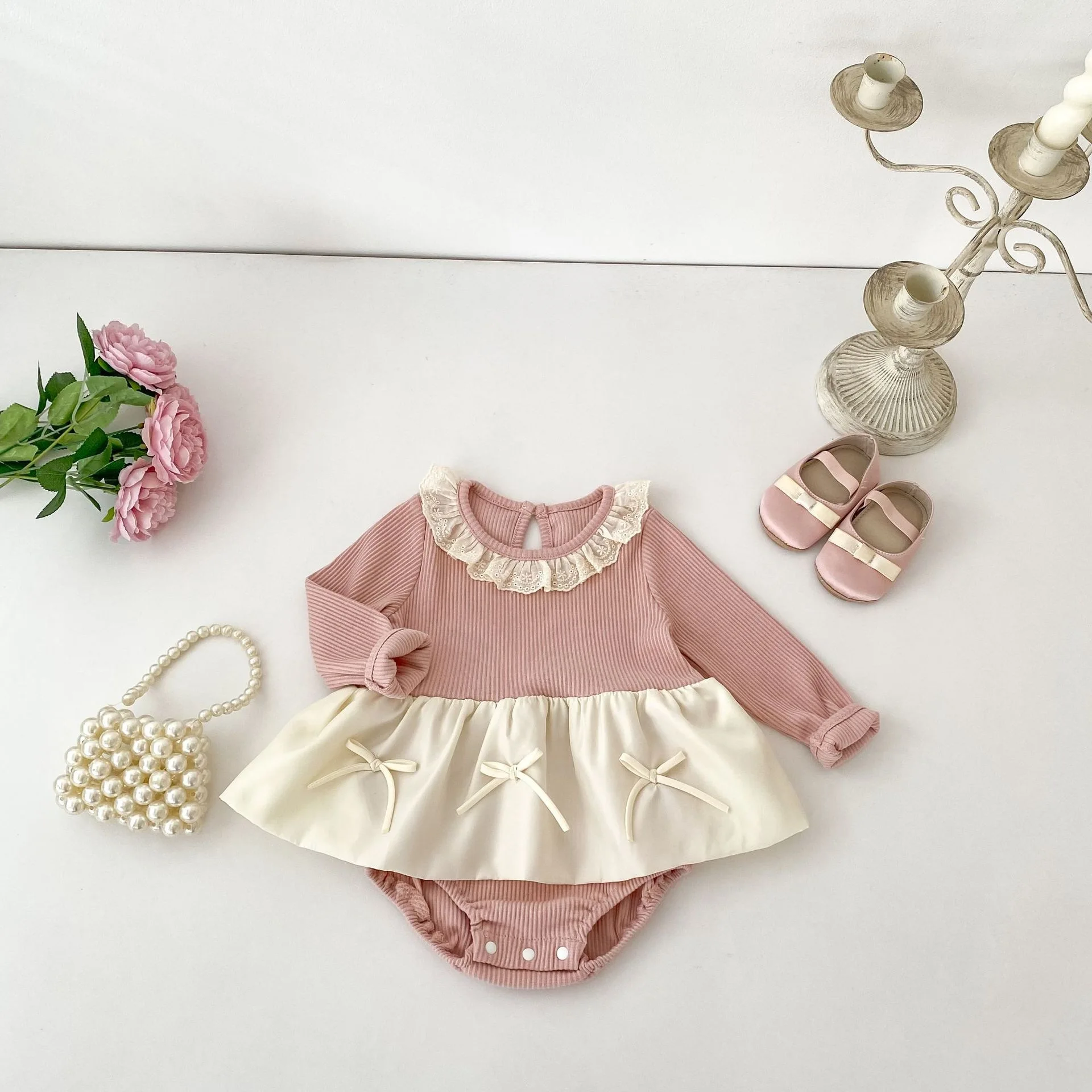 2026 Autumn New Baby Girl Cute Bow Long Sleeve Bodysuit Infant Hollowed Out Lace Collar Jumpsuit Cotton Newborn Clothes