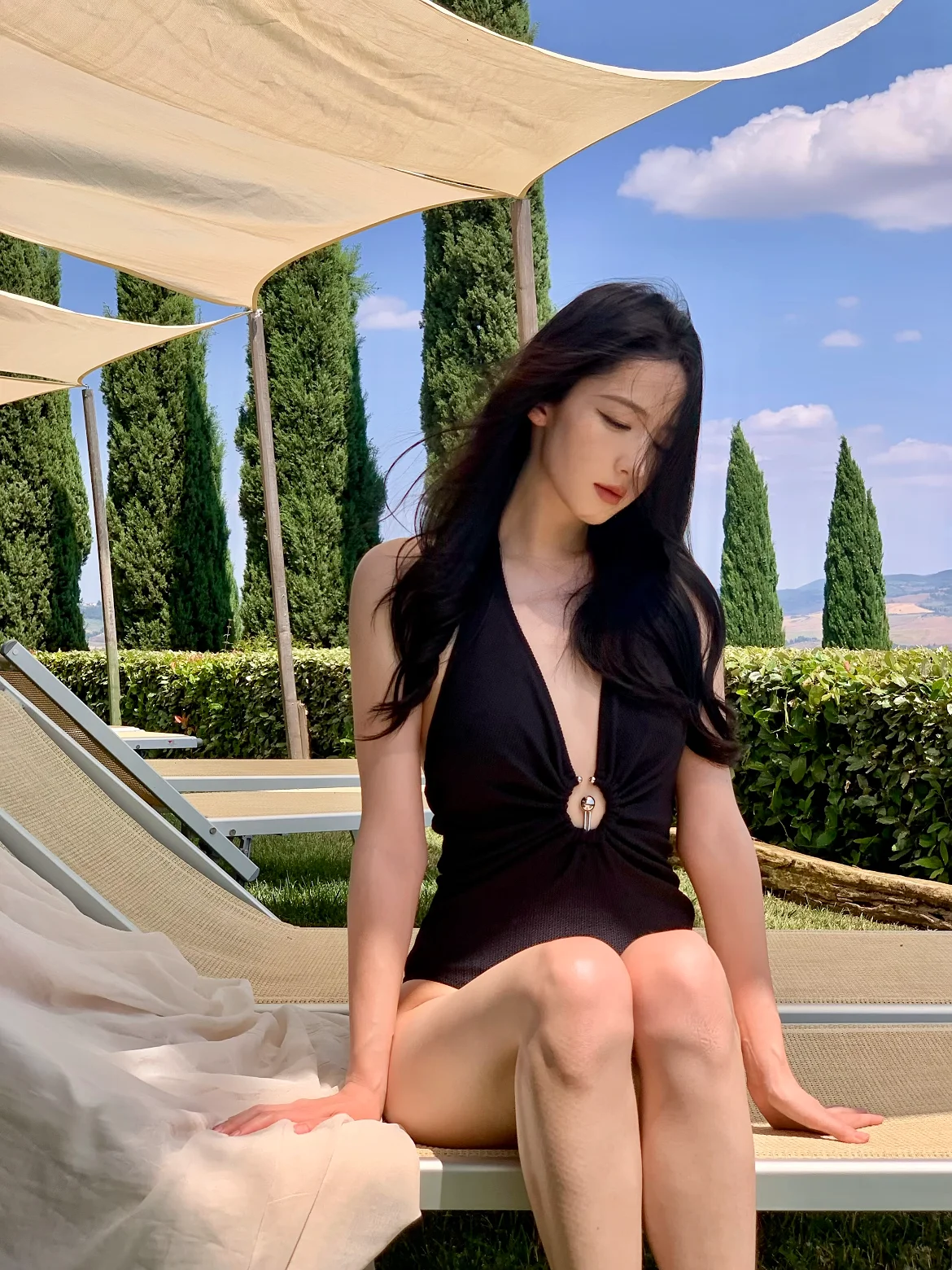 

Sexy Bla-Piece Swimsuit V-Ne Bal Thermal Vaion Resort Women's New Sle Triangular Cover-Up Swimming Costume