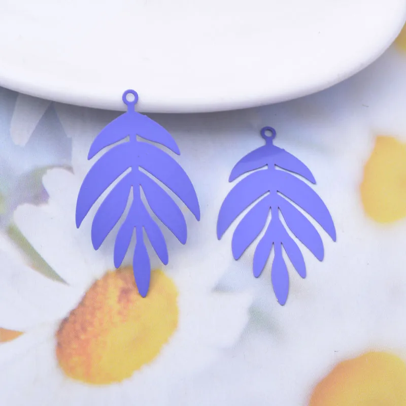 30 Stück AB7017 24*40mm Bemalte Messing-Violett-Fluoreszenz-Blatt-Anhänger für DIY-Schmuck und Ohrringe – Detail 9