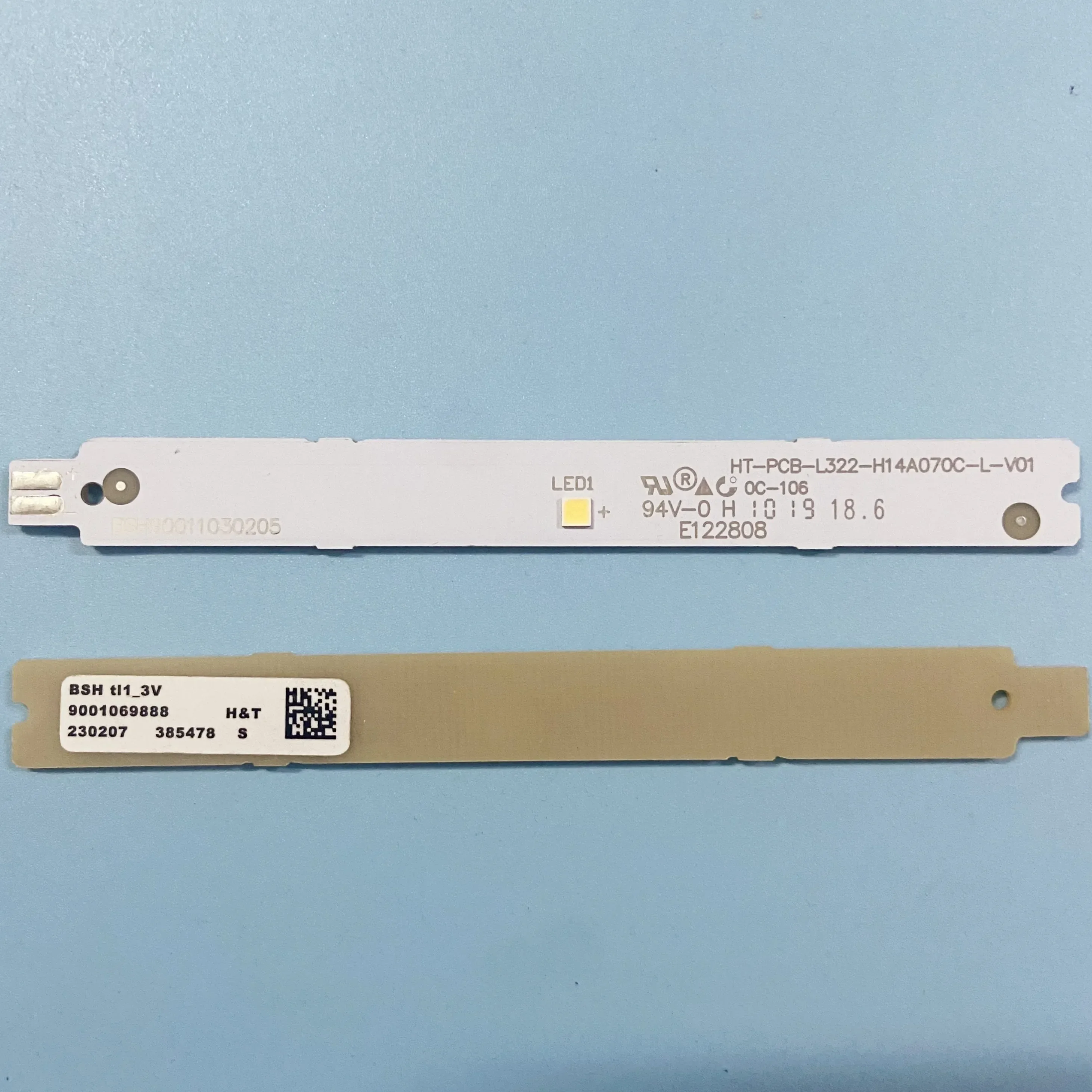 3V BSH 9001030205  Refrigeration Lighting LED Strip For Siemens Bosch Refrigerator Parts