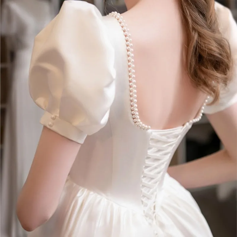 Light luxury license White Birthday party temperament host dress