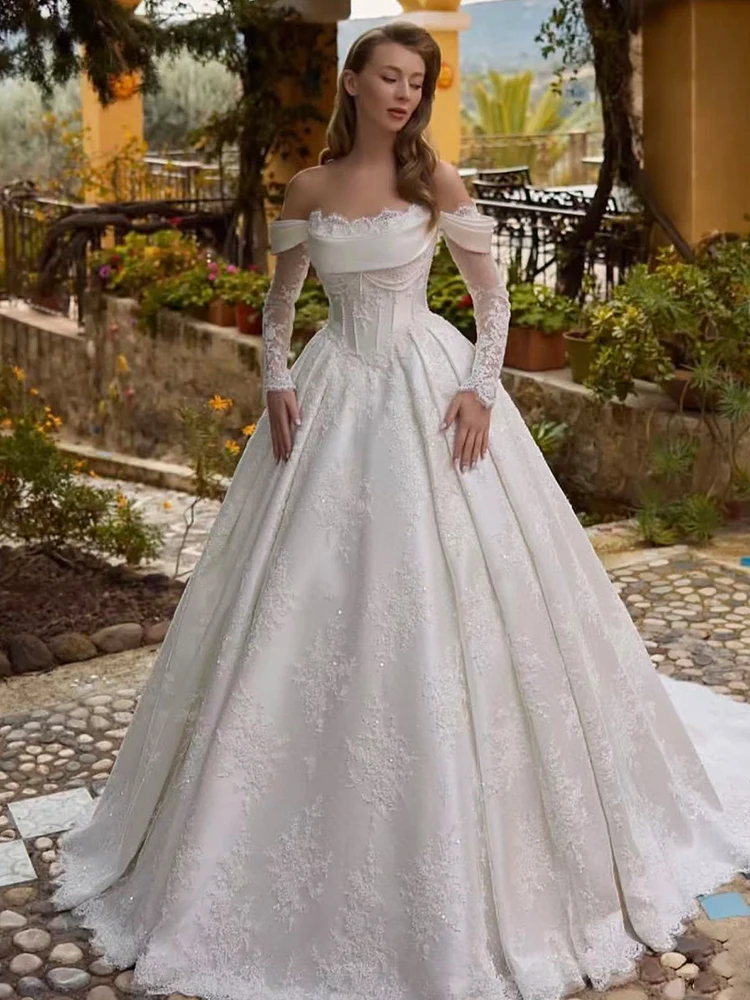 Graceful Wedding Dress Embroidered Lace On Satin Ball Gown Full Sleeve Boat Neck Customized Lace Up Robe MariéE Satin Plus Size image 4