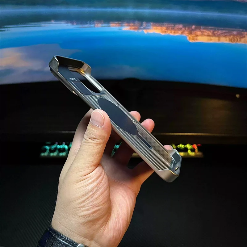 For iPhone 14 Pro Max Metal Aluminum Alligator Skin Pattern Phone Case For iPhone 15 Pro Max Magnetic Aromatherapy Protective image 4