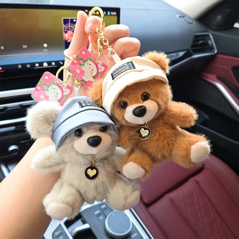 かわいい漫画のクマのぬいぐるみキーホルダー、帽子をかぶったペンダント付き、バックパックの装飾用 - 柔らかいおもちゃのギフト