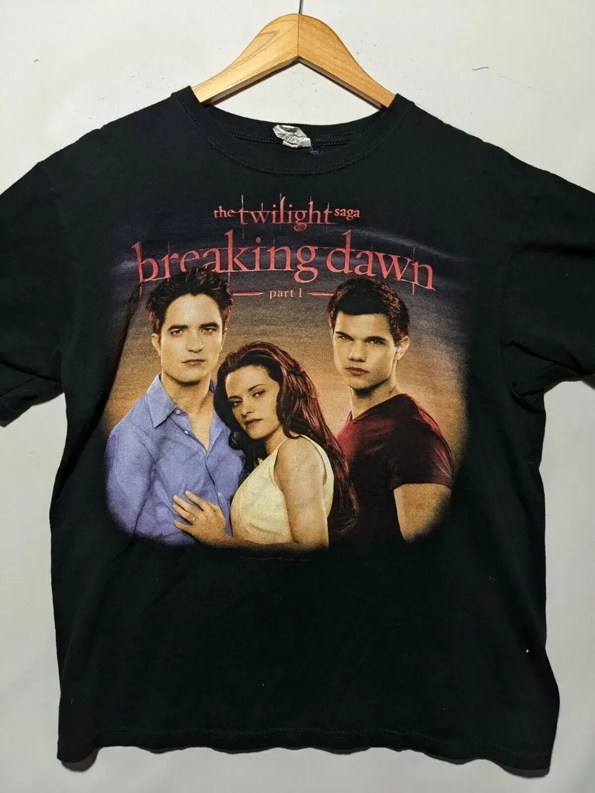 Bestseller Twilight One Direction Band T-shirt Vintage Hip Pop Tops Is A Fashionable and Trendy Printed T-shirt Unisex