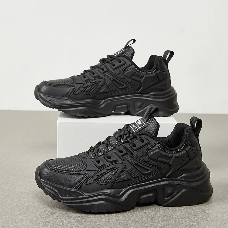 

Men's Shoes 2025 Winter New Lightweight Shock-Absorbing Soft-Soled Casual Sports Shoes Men's Versatile Popular Dad Shoes