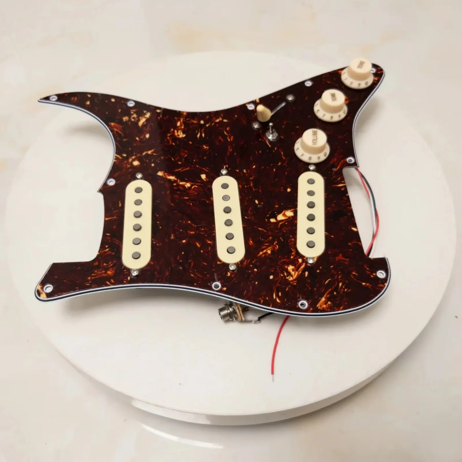 SSS Prewired Loaded Pickguard Alnico 5 Single Coil Pickup Set for Electric Guitar Replacement Upgrade Parts