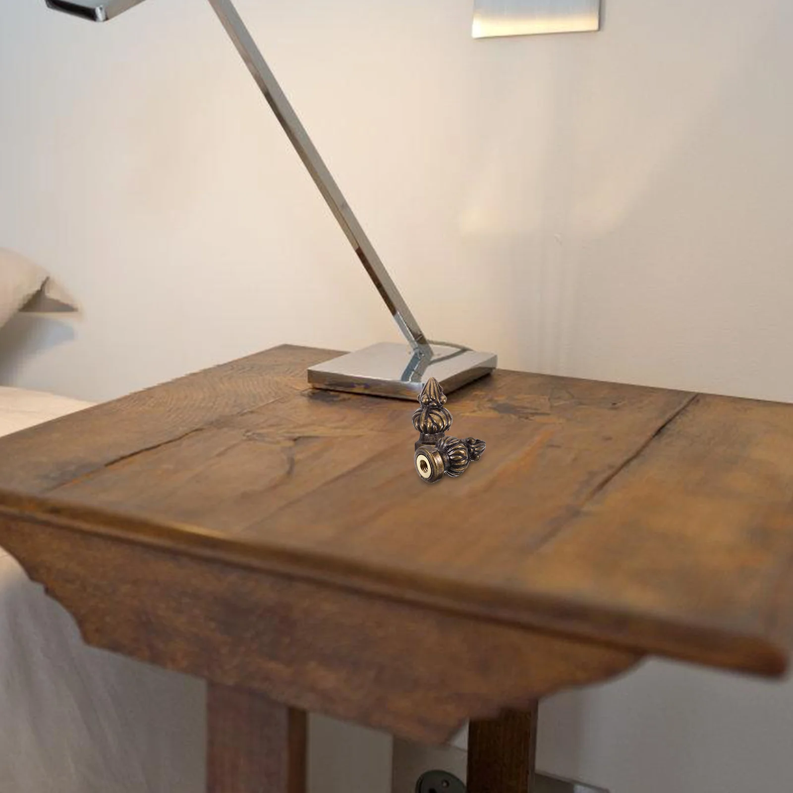 

2Pcs Vintage Pineapple Lamp Finials Durable Decorative Knobs for Table Floor Lamps Light Caps Easy Installation