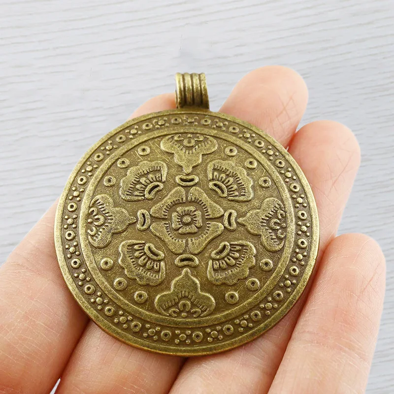 

5 x Antique Bronze Ethnic Large Flower Floral Medallion Round Charms Pendants for DIY Jewelry Making Findings