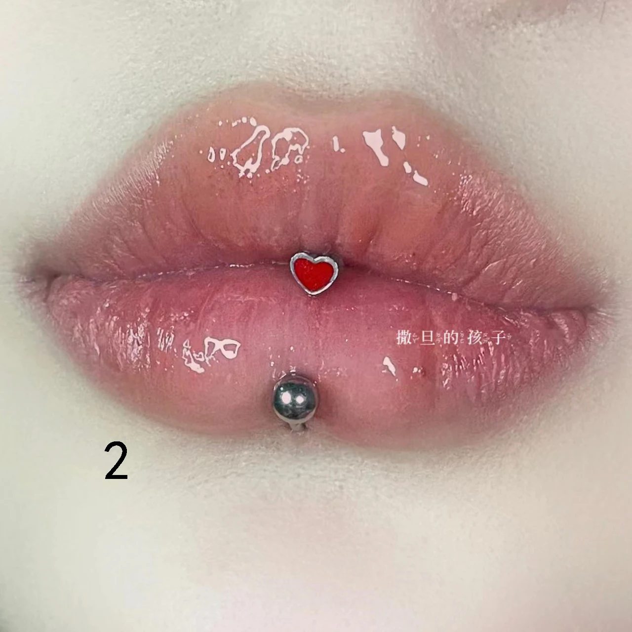 1.2mm heart-shaped stainless steel nose ring and lip ring, circular perforated jewelry, simple and fashionable earrings