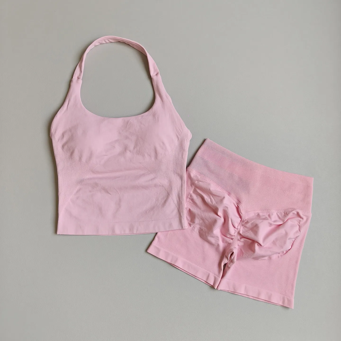 2-teiliges Damen-Sportset, Rückenfreies Neckholder-Top, Hochgeschnittene Nahtlose Dehnbare BHs, Shorts-Anzug, Fitness-Set, Workout-Bekleidung – Detail 12
