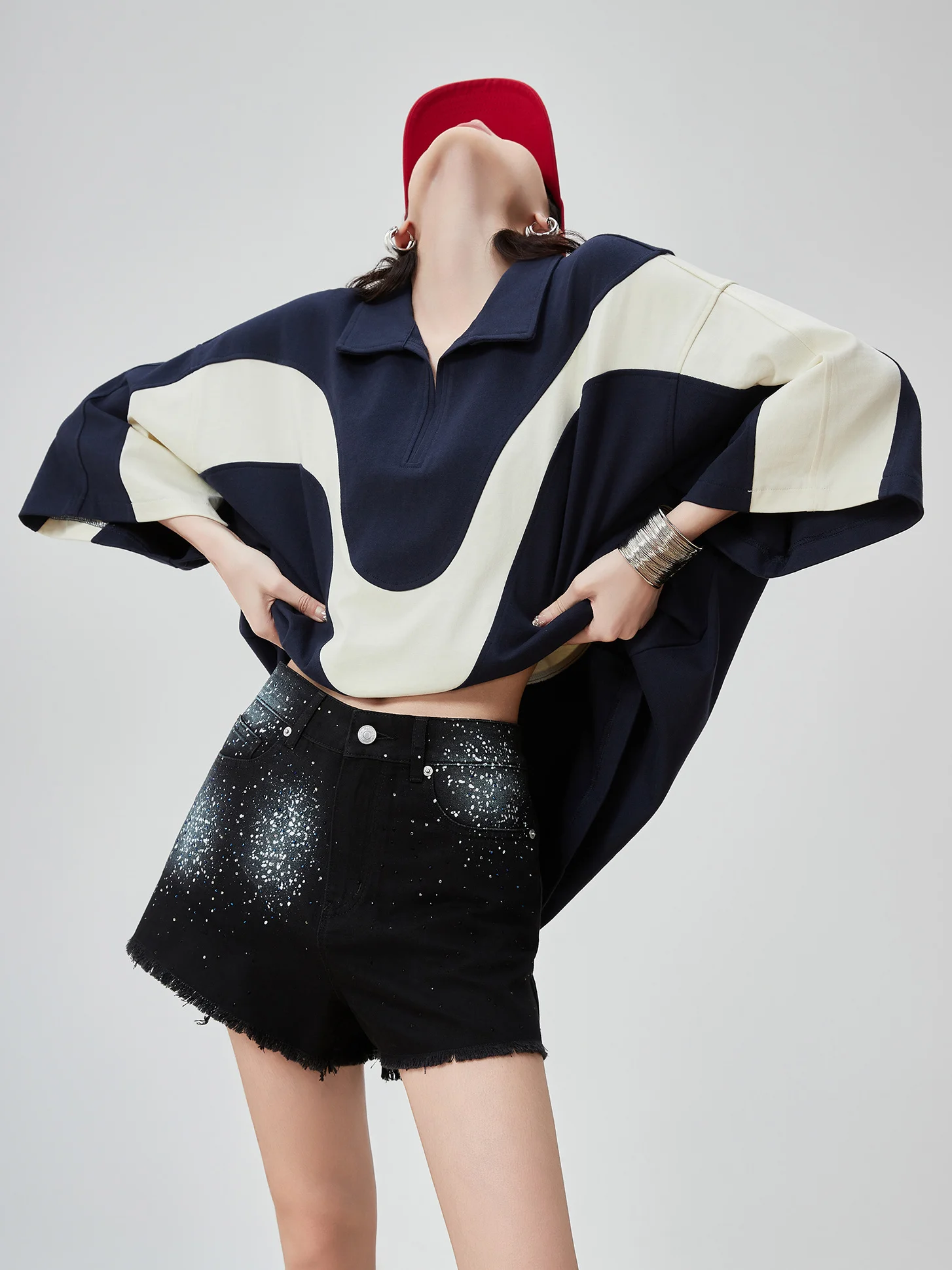 

Женская футболка свободного кроя с коротким рукавом в корейском стиле, с дизайнерскими вставками, широкая модель, с отложным воротником, универсальный топ, стройнящий фигуру