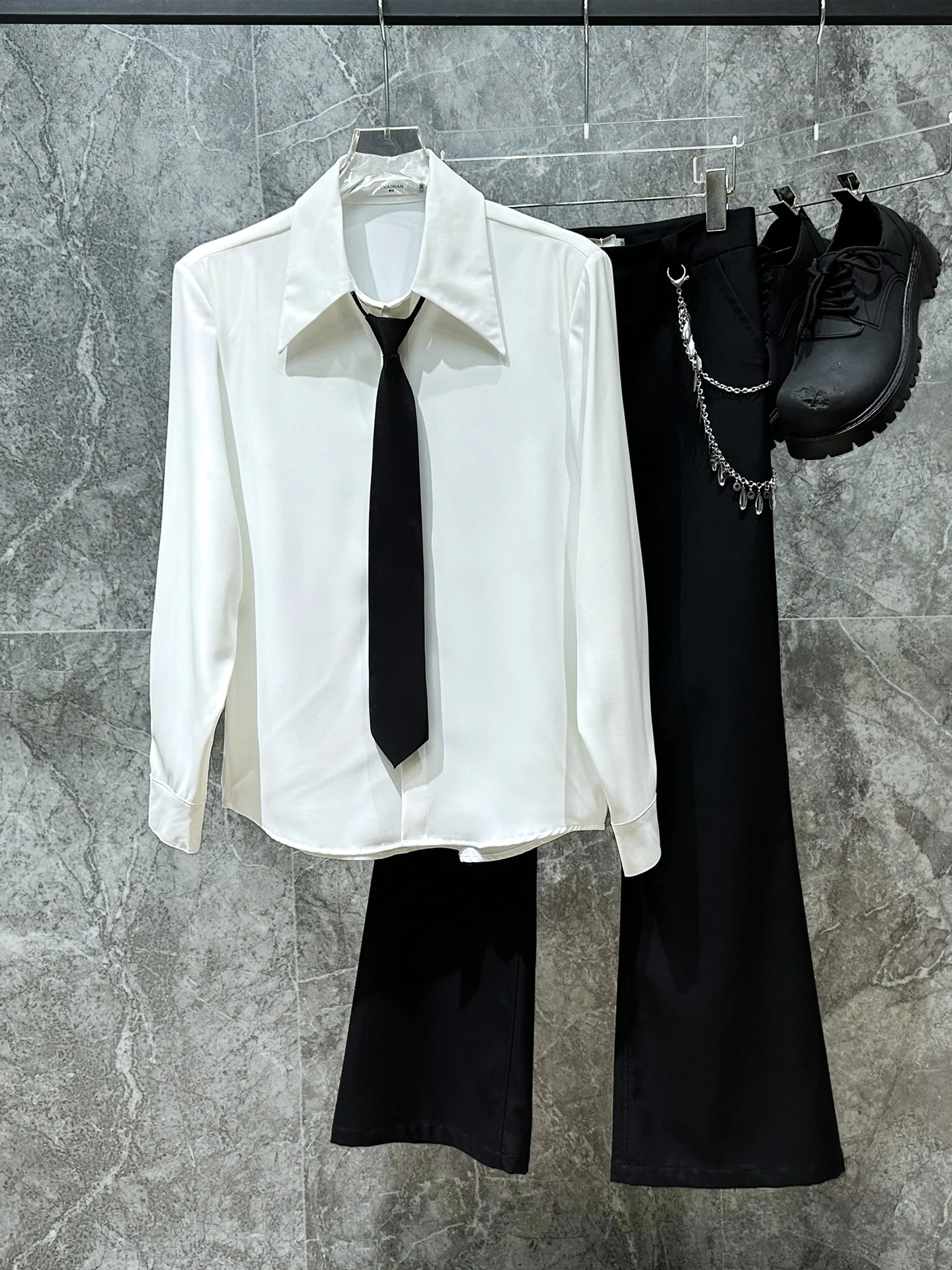 

Trendy Men's Loose Fit irt with Tie Korean Sle Basic Simple Design Polyester Fiber Long Sve Youth ular Spring Autumn