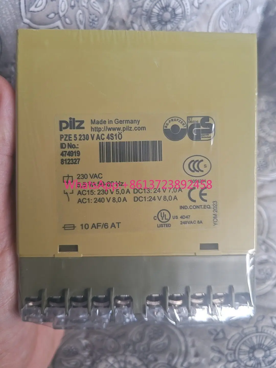 

Pilz 474919 safety relay in Stock
