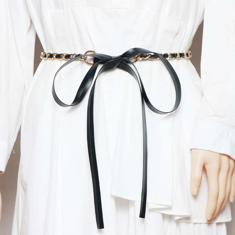 حزام جلدي نسائي أنيق بسلسلة معدنية سوداء مع حبل ربط وعقدة فراشة، إكسسوار سلسلة للسترات