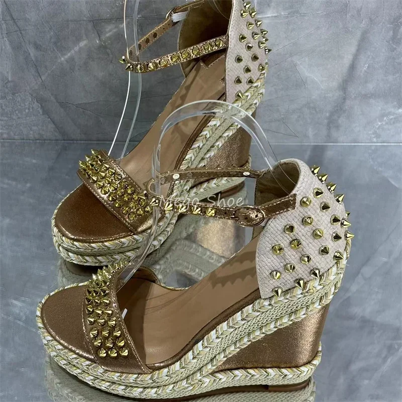 Golden Rivets Wedges High Heels Platform Sandals for Women Luxury Brand Design Cover Heel Designer Brand Design Shoes New