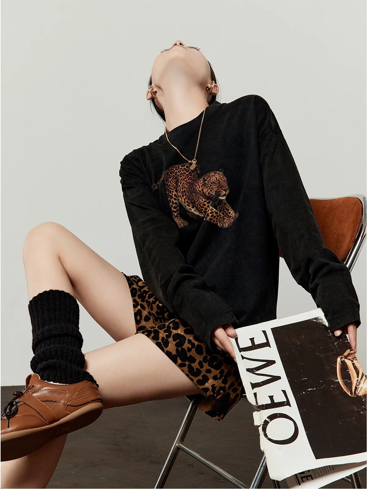 

Loose Long Sve Bla T-irt Women's round Ne Leopard Print Casual Comfortable Breathable Cotton Top for Autumn Season