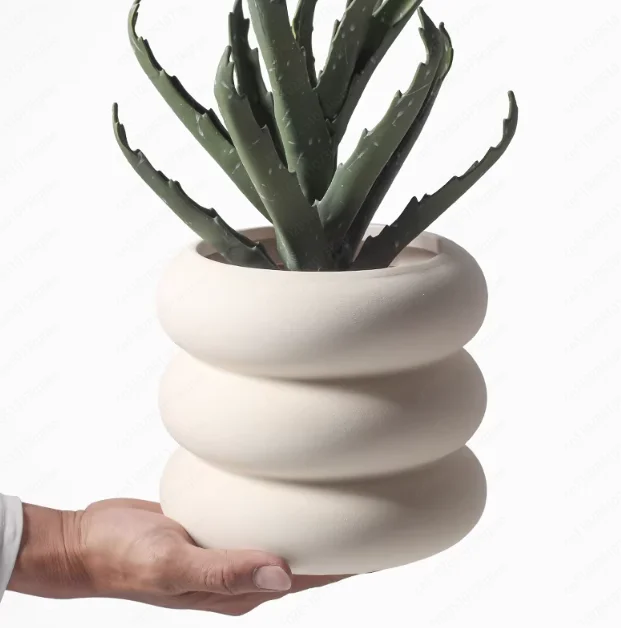 Terracotta Pot for Succulents, Breathable Unglazed Clay Planter with Drainage & Saucer, Simple