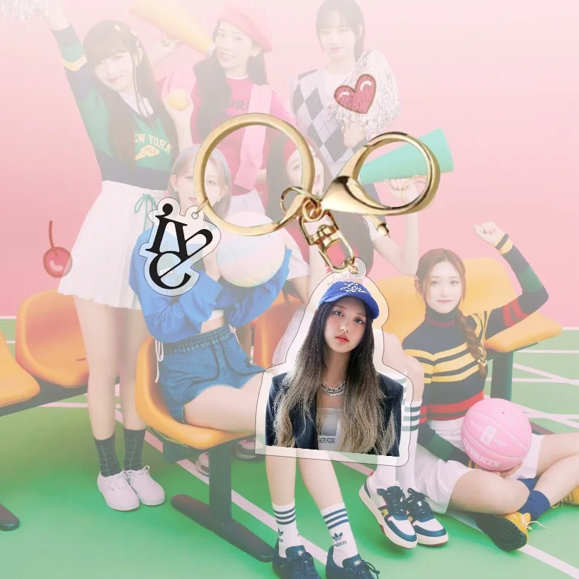 Kpop Idol IVE Acrylic Keychain New Key Chain Accessories Key Ring Pendant Keyring Gifts Fans Collection