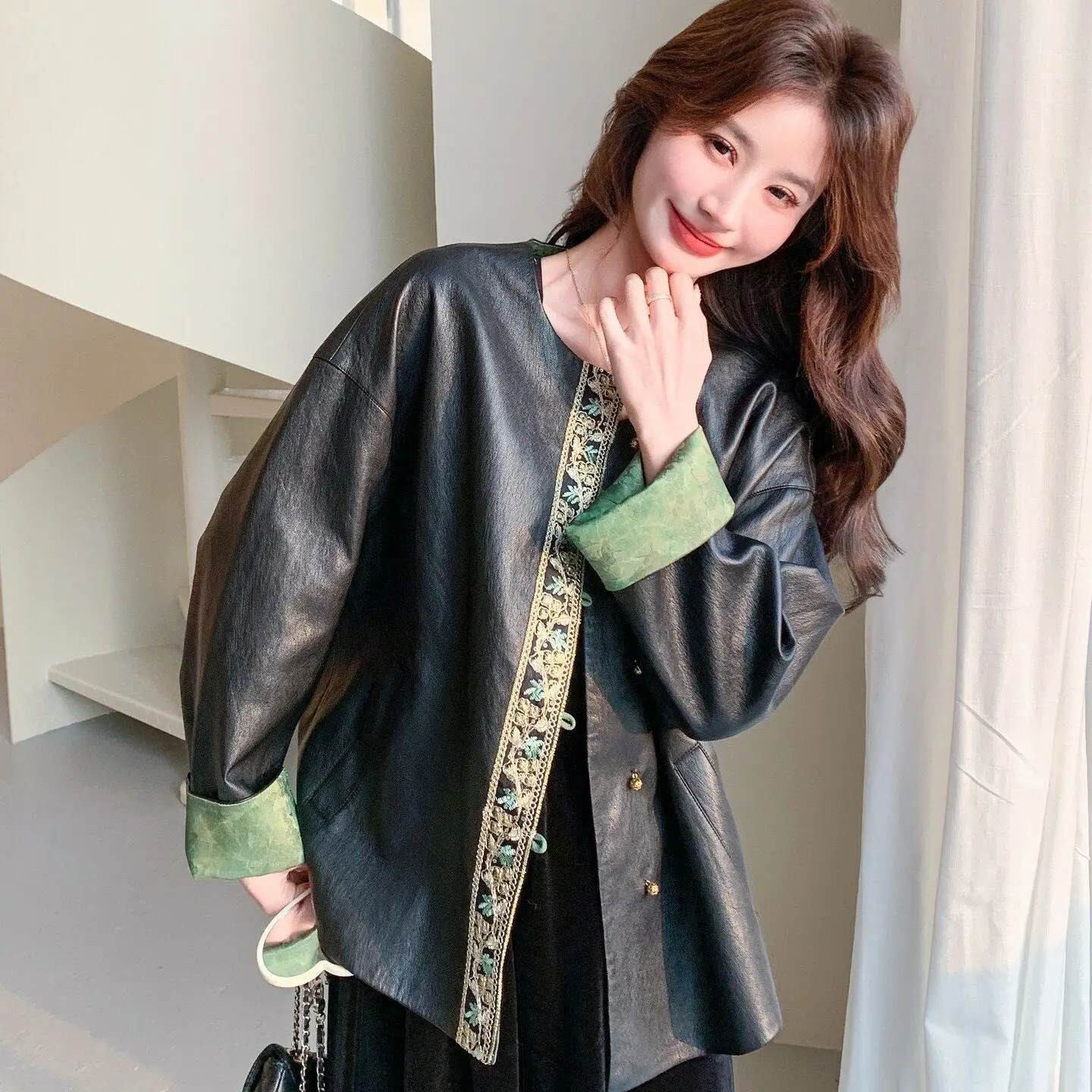 New Chinese Style National Style Wears Black PU Leather Jacket on Both Sides, Women's Spring 2026 New Casual Versatile Small Top