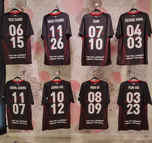 ATEEZ ヨーロッパ ポップアップ限定 ユニホームシャツ ウヨン ATEEZ